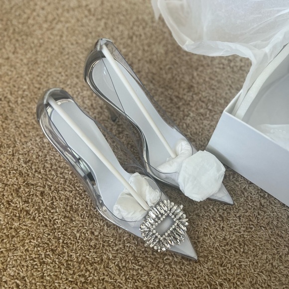 NEW Good American Cinder-F*cking Rella Pumps, Size 10 - Picture 4 of 7